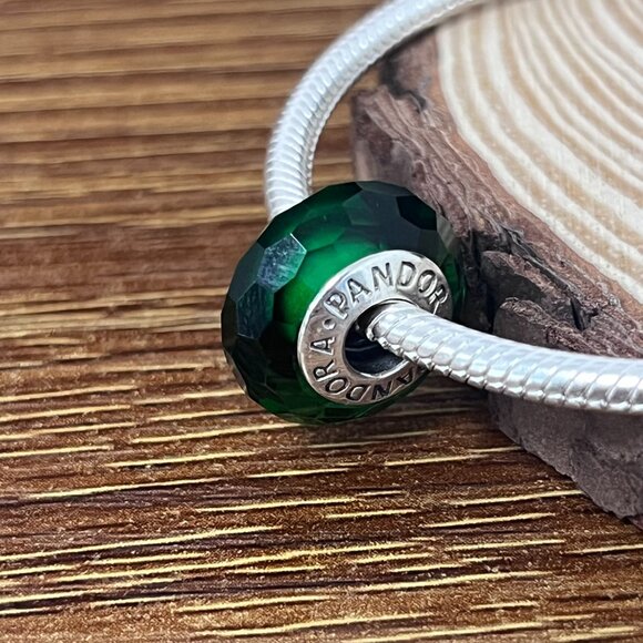 Murano Glass Fascinating Green Faceted Bead Charm - Picture 3 of 5